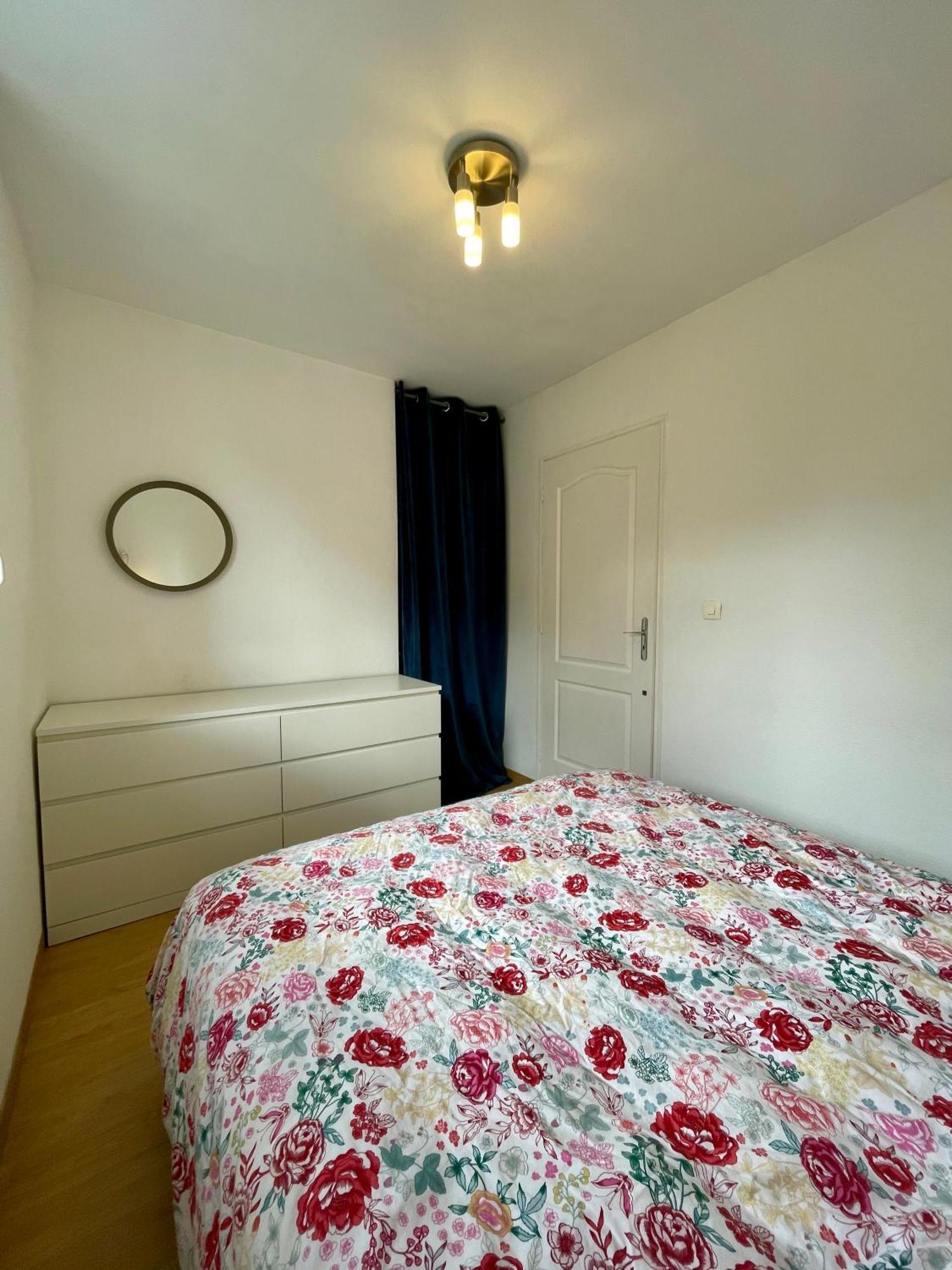 35M2 A La Madeleine: Salon, Cuisine & Sdb Prives Apartamento La Madeleine  Exterior foto